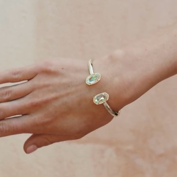 Kendra Scott Elton Gold Cuff Bracelet in Abalone Shell - Picture 5 of 6